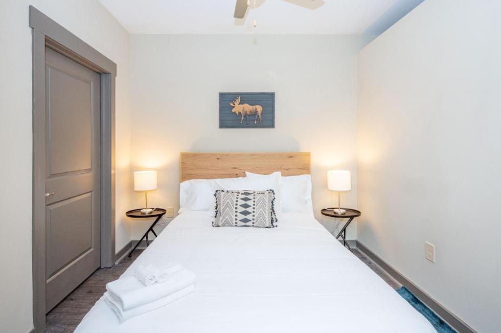 Urban 1Br In Uptown Area With Gym And Balcony Lejlighed Charlotte Eksteriør billede