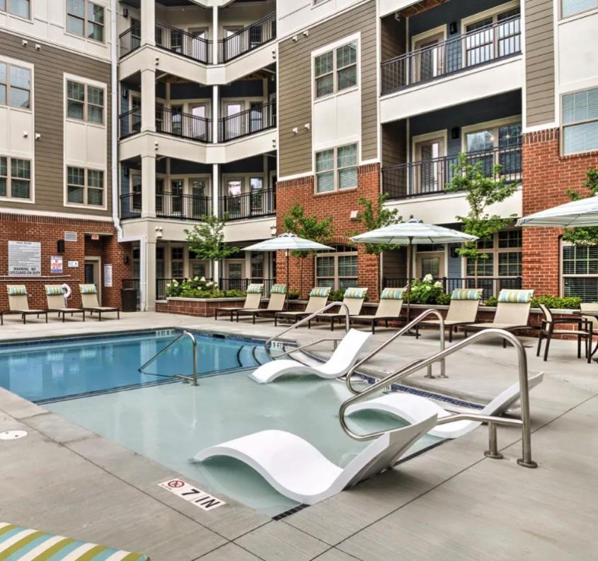 Urban 1Br In Uptown Area With Gym And Balcony Lejlighed Charlotte Eksteriør billede