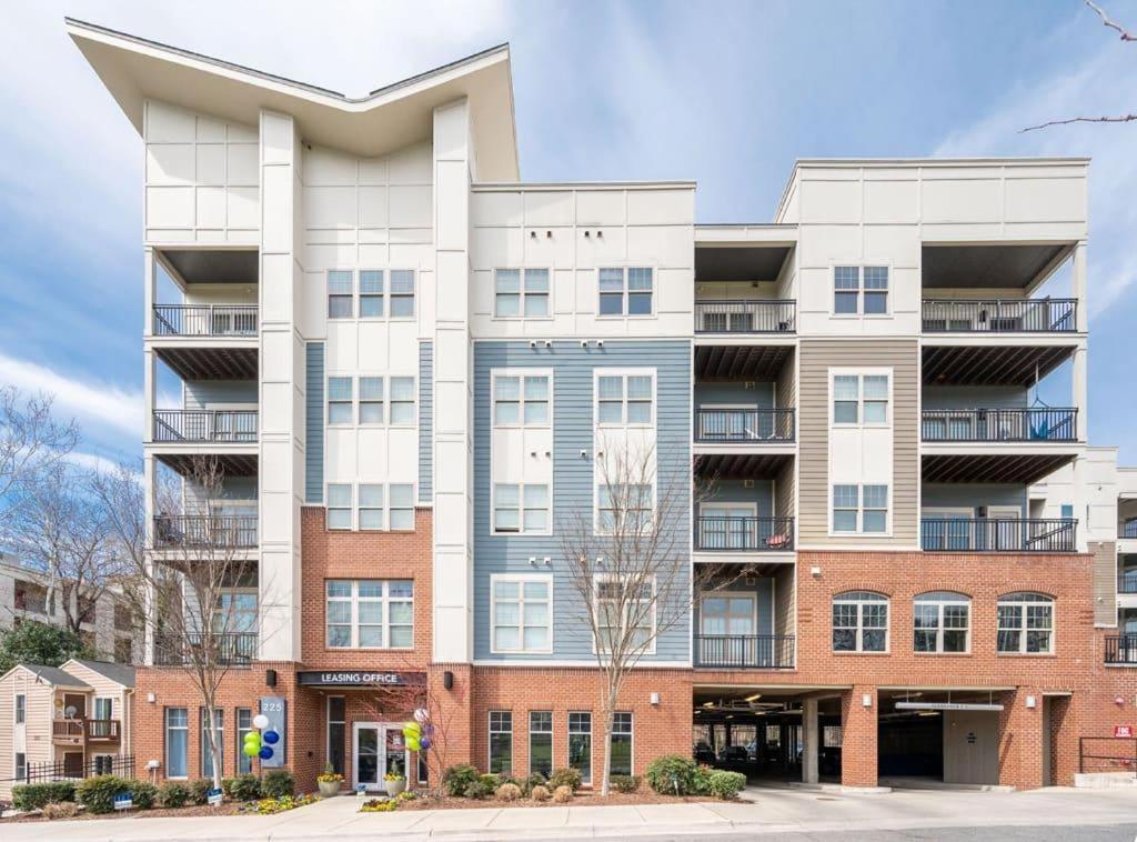 Urban 1Br In Uptown Area With Gym And Balcony Lejlighed Charlotte Eksteriør billede